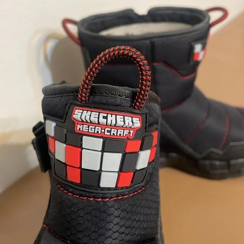 Skechers snow boots mega craft black red H2O repellent zip unisex footwear Sz 11